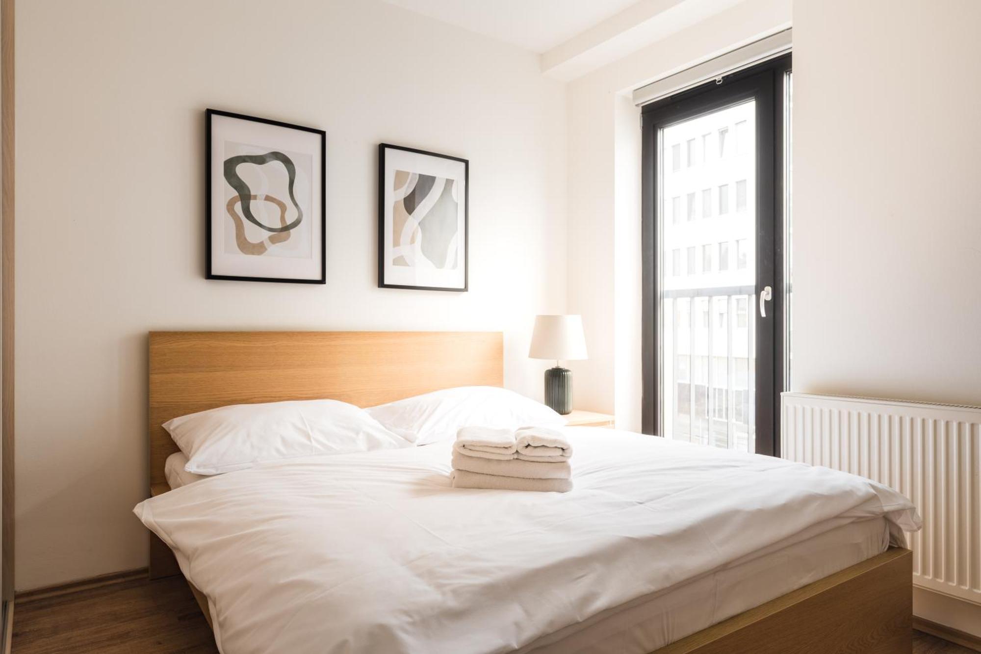 Charming & Cozy Ambiente Apartments Bratislava Luaran gambar