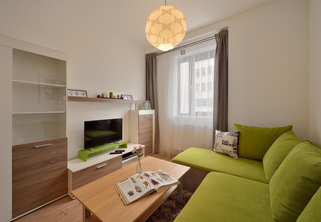 Charming & Cozy Ambiente Apartments Bratislava Luaran gambar