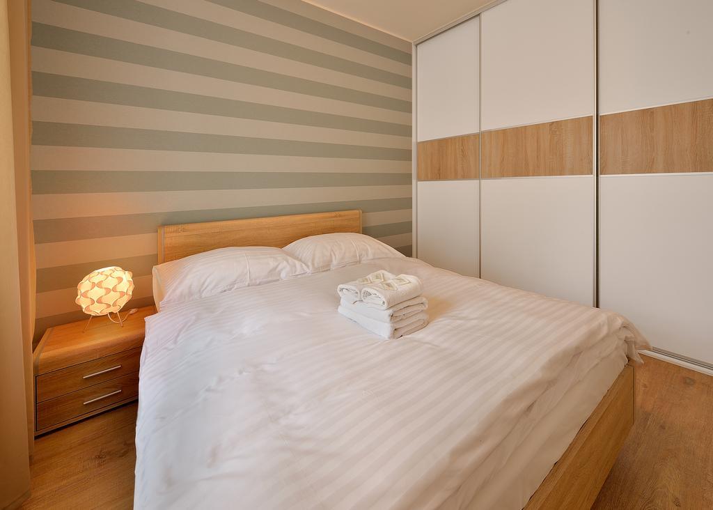 Charming & Cozy Ambiente Apartments Bratislava Luaran gambar