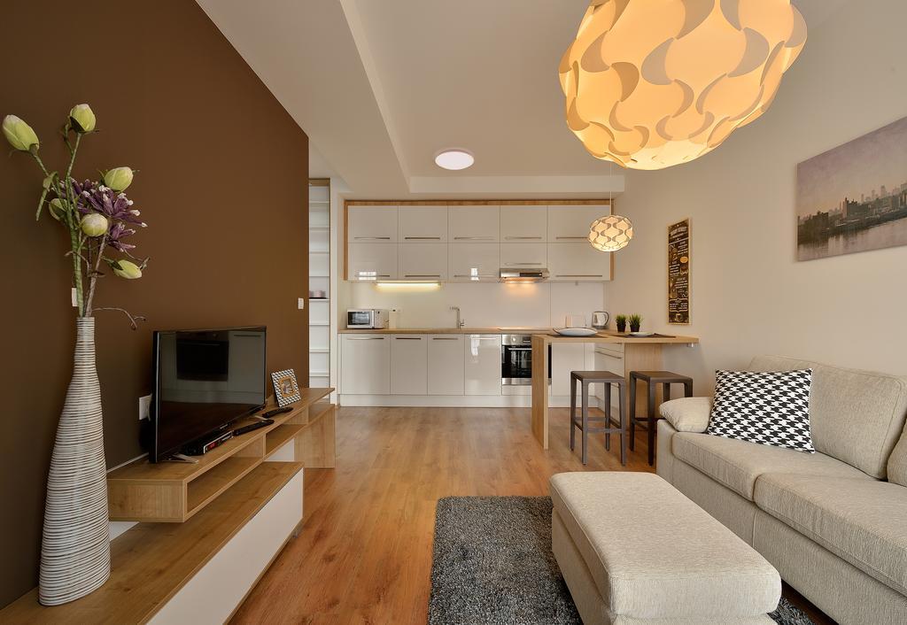 Charming & Cozy Ambiente Apartments Bratislava Luaran gambar