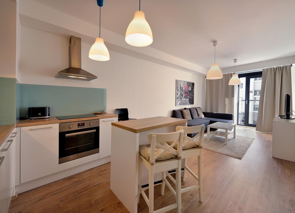Charming & Cozy Ambiente Apartments Bratislava Luaran gambar